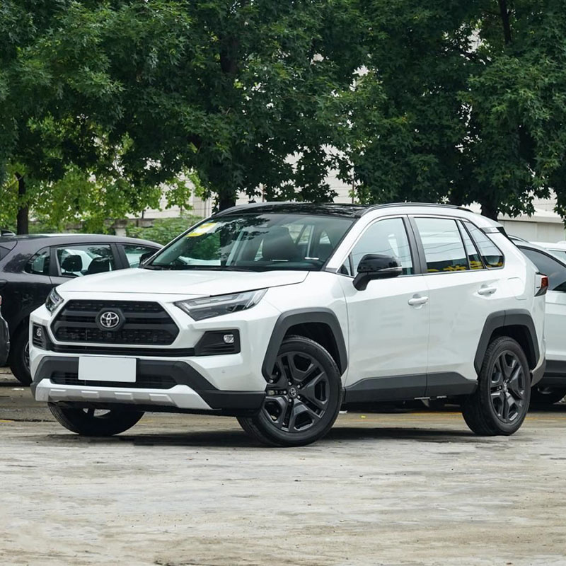 RAV4 2023 modeļa benzīna SUV